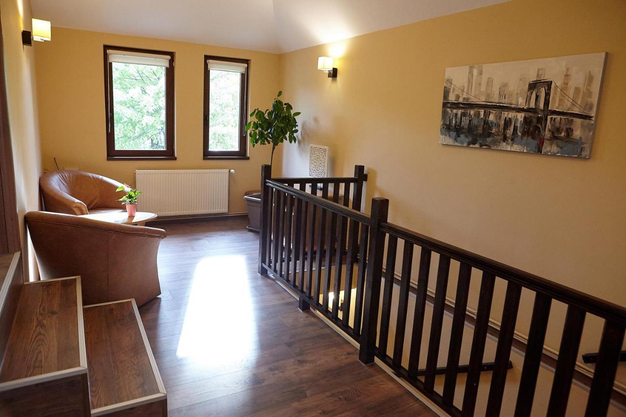 Apartament Rozelor Брашов Екстер'єр фото