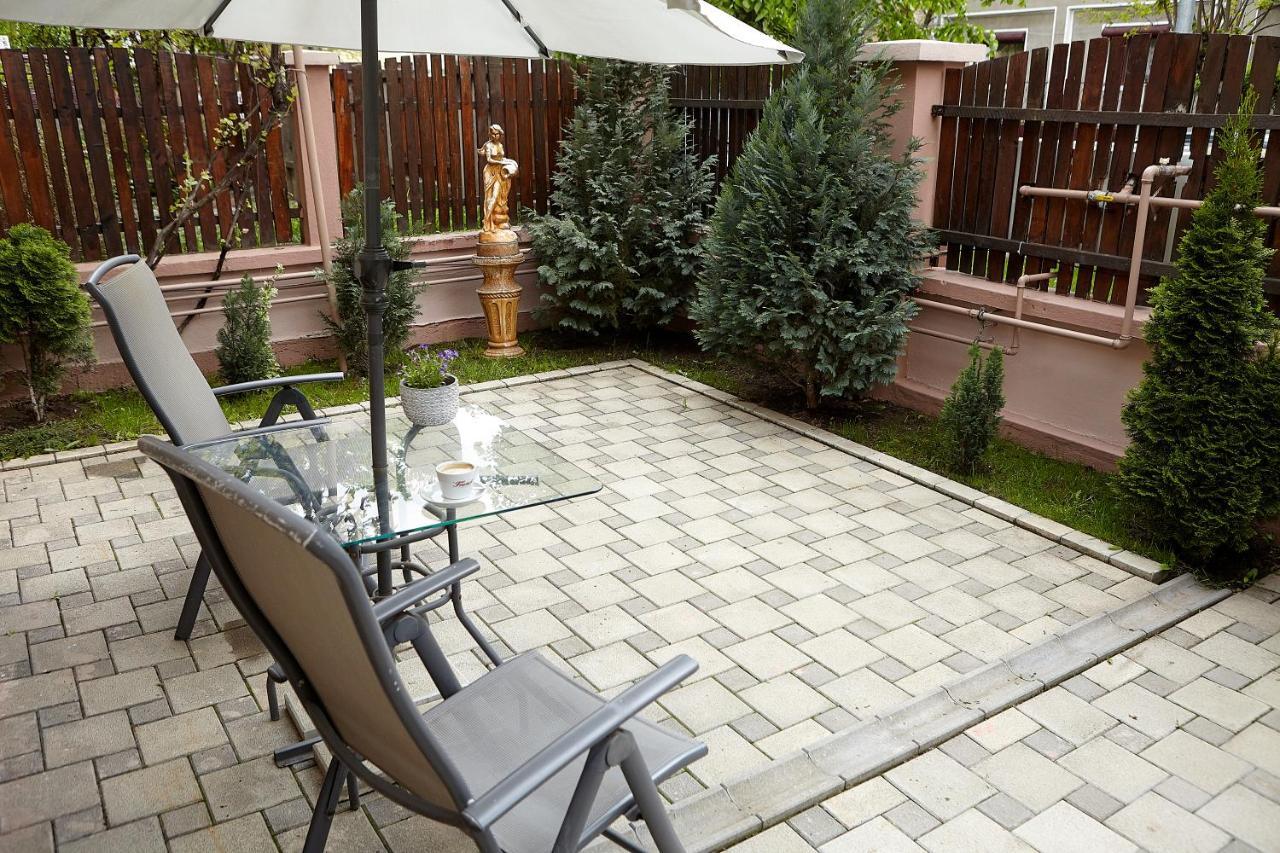 Apartament Rozelor Брашов Екстер'єр фото